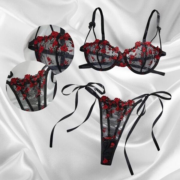 Set de lenjerie sexy cu flori | DESIRE